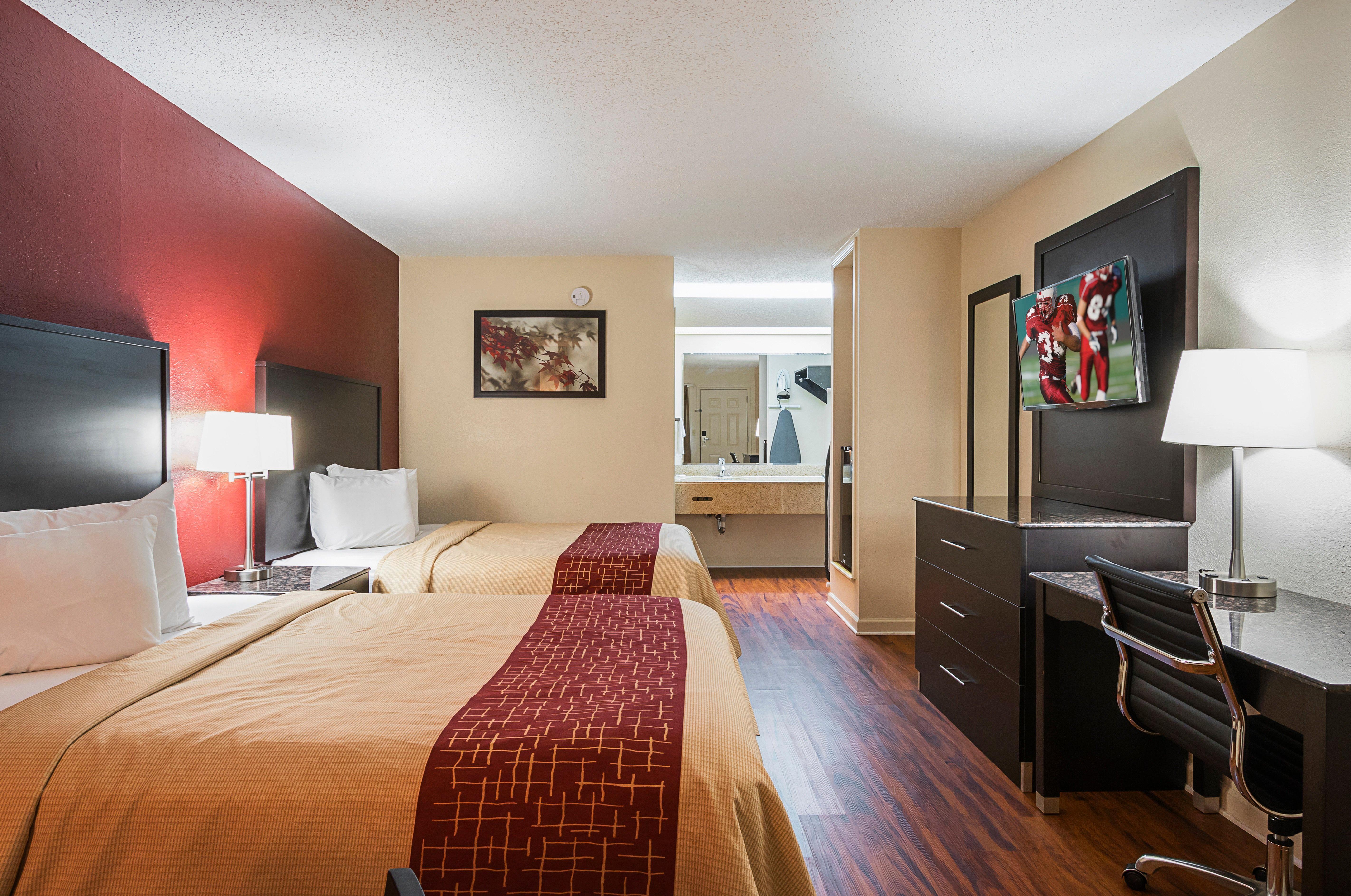 Red Roof Inn & Suites Scottsboro Exterior photo