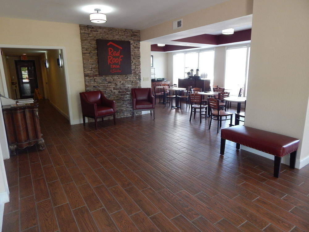 Red Roof Inn & Suites Scottsboro Exterior photo